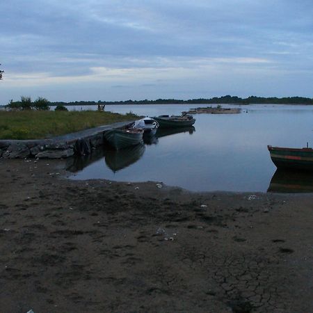 The Waterfront House Country Home Oughterard Buitenkant foto