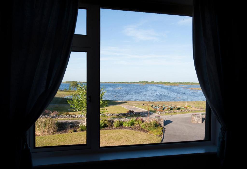 The Waterfront House Country Home Oughterard Buitenkant foto