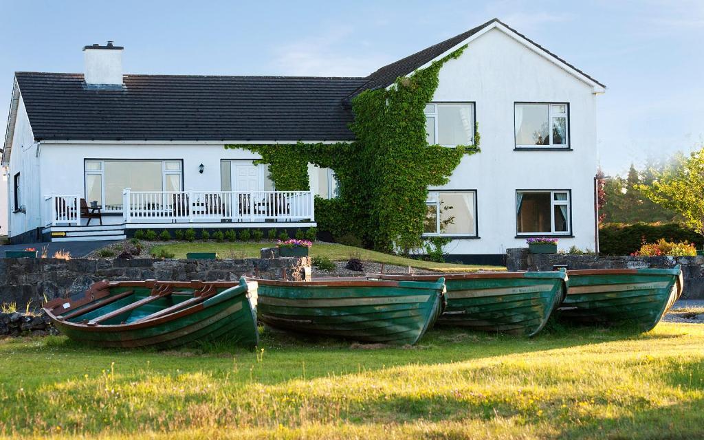 The Waterfront House Country Home Oughterard Buitenkant foto