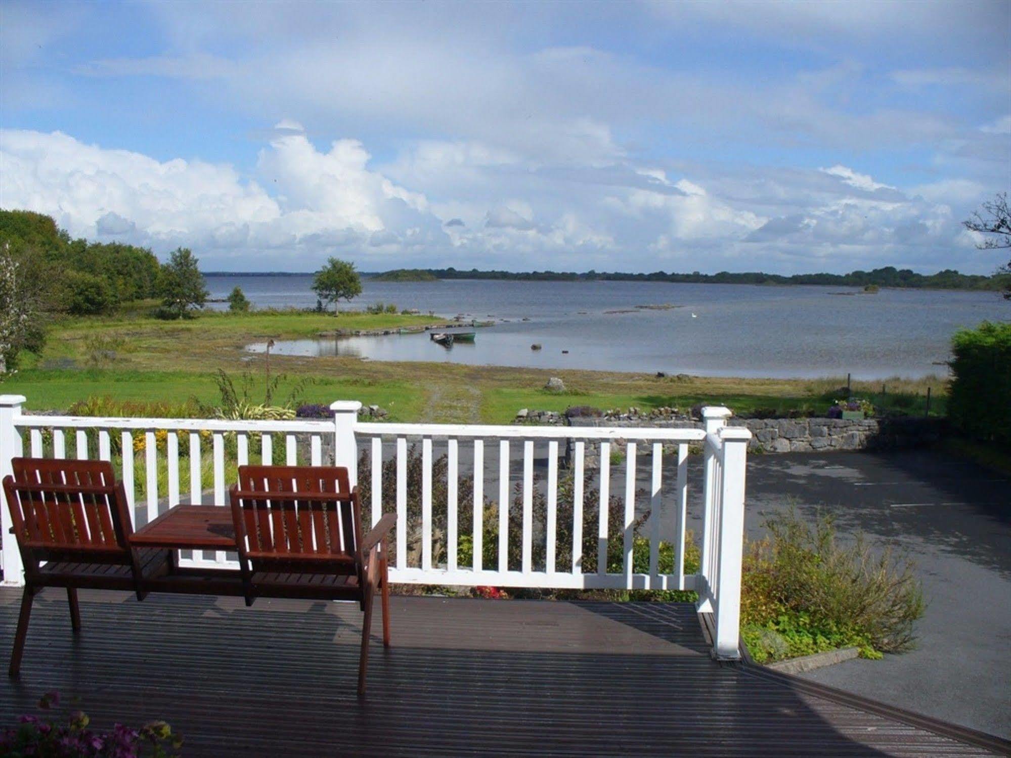 The Waterfront House Country Home Oughterard Buitenkant foto